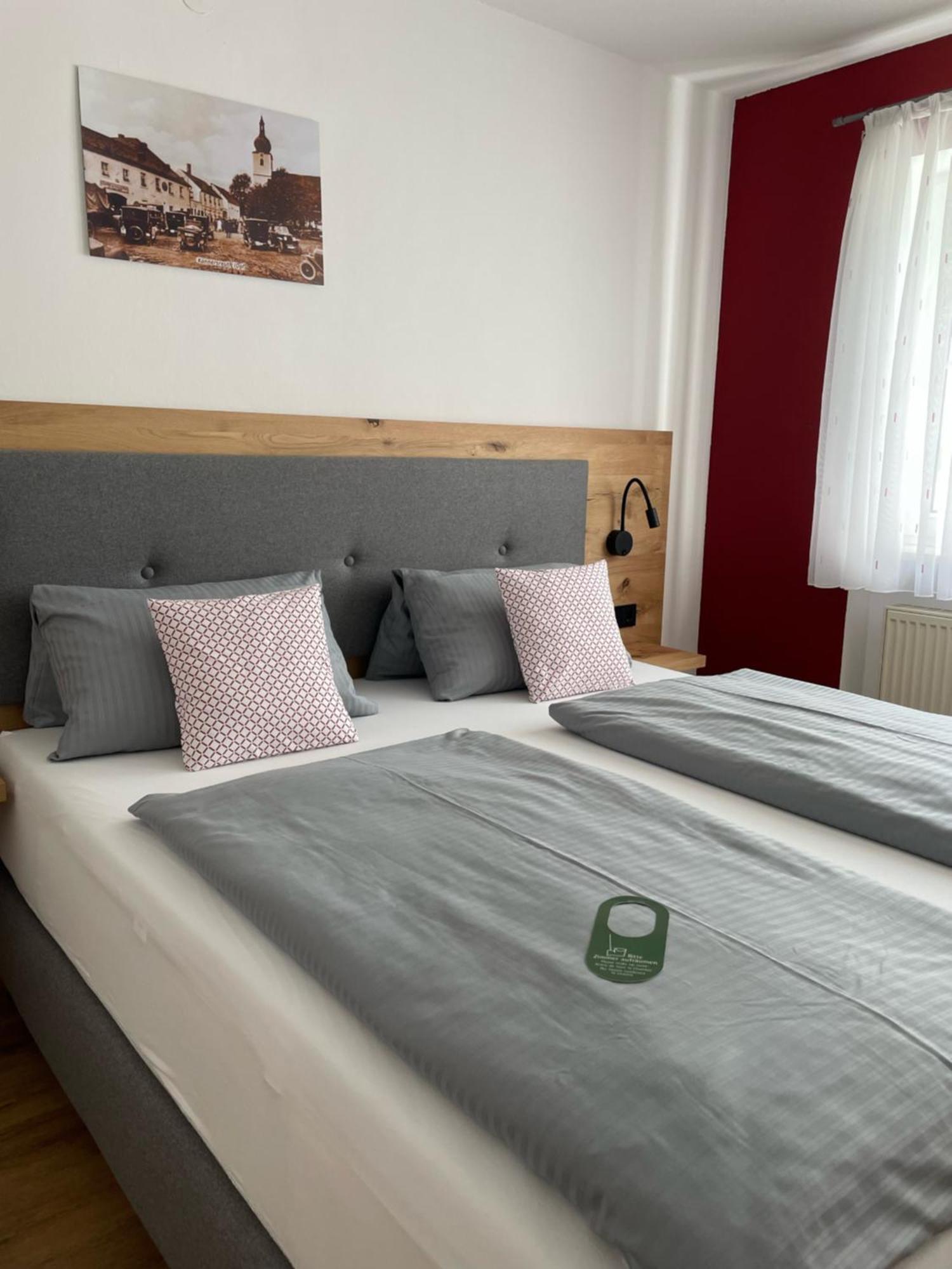 Hotel Weisses Ross Konnersreuth Luaran gambar